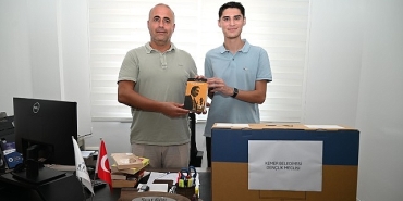 genclik-meclisinden-anlamli-bagis.jpg