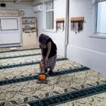 geyvede-cami-temizligi-devam-ediyor.jpg