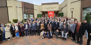 golcuk-kent-bayramlasmasinda-bir-araya-geldi.jpg