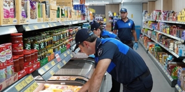 guzelbahcede-market-ve-gida-isletmelerine-siki-denetim.jpg