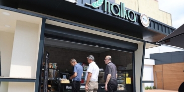 halka-kafe-mola-parkta-hizmete-girdi.jpg