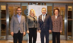 hazirgiyim-ihracatcilari-yilin-son-ceyreginde-toparlanma-bekliyor-6QnUblfL.jpg
