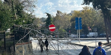 ibb-ekipleri-tam-kadro-sahada.jpg