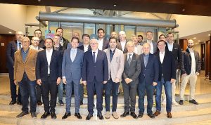 ihracatcilar-cumhuriyetimizin-ikinci-yuzyilinin-hedeflerini-belirlemek-icin-genel-kurula-gidiyor-NIjDGpjB.jpg