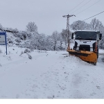 inegol-belediyesi-karla-mucadelede-24-saat-sahada.jpg