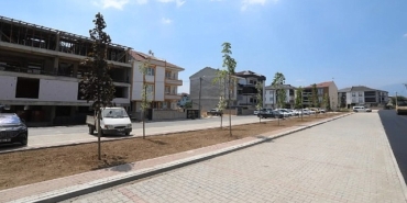 inegol-belediyesinden-yeni-mahalleye-64-araclik-otopark.jpg