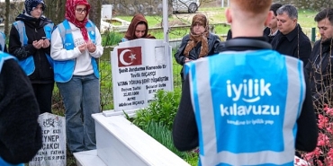 iyilik-kilavuzunda-onlar-bas-taci-oldu.jpg