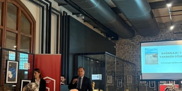 izmir-bakircay-universitesi-bagimlilikla-mucadelede-bilimsel-ve-toplumsal-sorumluluk-anlayisiyla-calismalarini-surduruyor.jpg