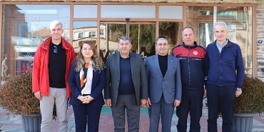 izmir-buyuksehir-itfaiyesinden-bayindira-ziyaret-yangin-tedbirleri-masaya-yatirildi.jpg