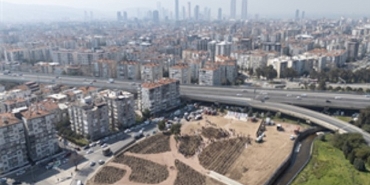 izmir-itfaiyesi-korusuna-ilk-fidanlar-dikildi.jpg