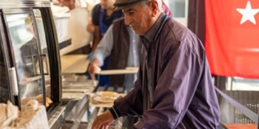izmirde-kent-lokantalarinda-19-mayisa-ozel-ucretsiz-yemek.jpg