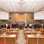 izsunun-45-milyar-liralik-2026-butcesi-kabul-edildi.jpg