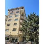 kadikoyde-bulunan-binada-balkon-cokmesi-hakkinda-bilgilendirme.jpg