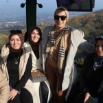 kadin-ciftciler-teleferikle-zirveye-cikti-zirveye-yolculugun-en-keyifli-hali-kartepe-teleferikte.jpg