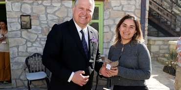 kadinlarin-emegiyle-urla-daha-guzel.jpg