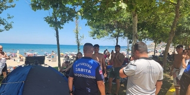 kandira-sahillerinde-cadir-denetimi.jpg