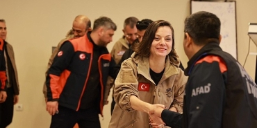 karabaglar-belediyesi-kar-kut-ile-sahada-daha-guclu.jpg