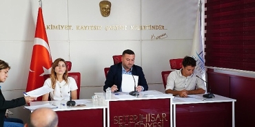 karakayalar-mahallestatusune-kavustu-adi-necat-hepkon-oldu.jpg