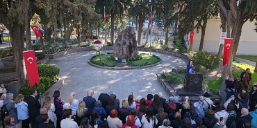 karsiyaka-esitlik-ve-adalet-icin-omuz-omuza.jpg