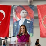 karsiyaka-resat-leblebicioglunu-unutmadi.jpg