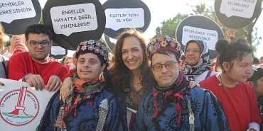 karsiyakada-hayata-engel-yok.jpg