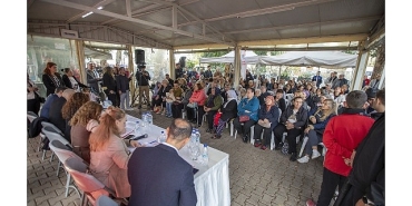 karsiyakada-katilimci-yonetim-bulusmalari-devam-ediyor.jpg