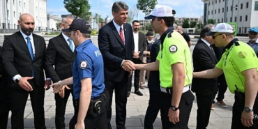 kartepe-kent-meydanida-bayram-bereketi.jpg