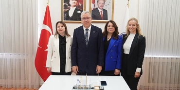 keci-sutunden-farkli-meyve-cekirdek-tozlari-ile-zenginlestirilmis-probiyotik-yogurt-uretilecek.jpg