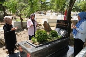 kecioren-belediyesinden-abdurrahim-karakocun-anisina-vefa.jpg