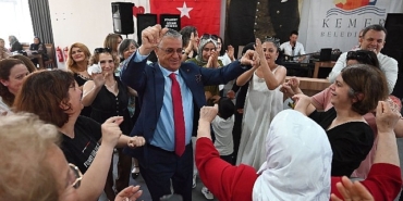 kemer-belediyesinden-anneler-gunu-etkinligi.jpg