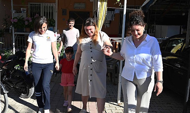 kemerde-anne-adaylarinin-yol-arkadasi-anne-taksi.jpg
