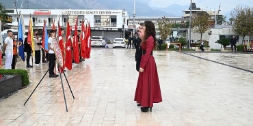kemerde-ogretmenler-gunu-toreni.jpg