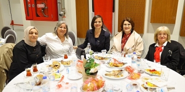 kinay-sehitlerimiz-bu-topragin-kokleri-gazilerimiz-bu-ulkenin-yasayan-anitlaridir.jpg