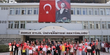 koltuklar-cocuklara-emanet.jpg