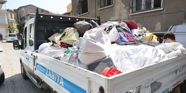konak-zabitasindan-izinsiz-seyyar-satisa-siki-denetim.jpg