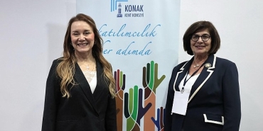 konakin-kadin-meclisi-yeni-baskanini-secti.jpg