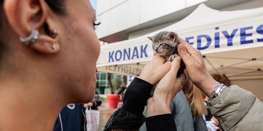 konakta-sevimli-dostlar-deger-goruyor.jpg