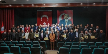 konakta-vefa-gecesi-spora-emek-verenler-odullendirildi.jpg