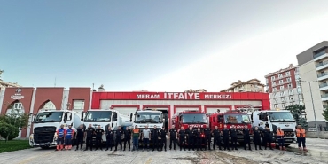 konya-buyuksehir-alanyadaki-yanginda-sondurme-calismalarina-destek-oluyor.jpg