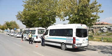 konya-buyuksehir-zabitasi-toplu-tasima-denetimlerini-surduruyor.jpg