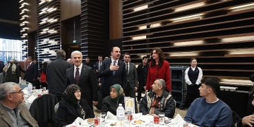 konyadaki-sehit-aileleri-gaziler-ve-gazi-yakinlari-buyuk-aile-sofrasinda-bulustu.jpg