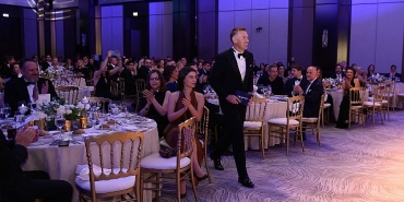 koray-group-70-yil-donumunu-bogazda-buyuleyici-bir-gala-ile-kutladi.jpg
