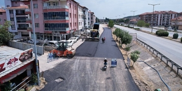 kula-seyitali-mahallesinde-sicak-asfalt-calismasi-tamamlandi.jpg
