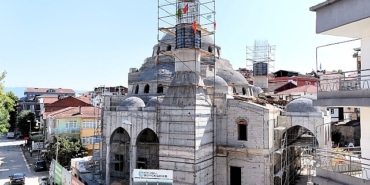 kurucesme-merkez-camii-yeni-yuzune-kavusuyor.jpg