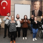 liseli-ogrenciler-engelli-bireylerle-bir-araya-geldi.jpg