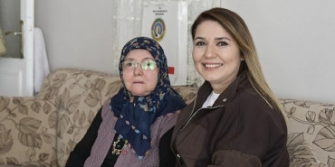 malkara-belediye-baskani-nergiz-karaagacli-ozturkten-anneler-gununde-gonullere-dokunan-bulusmalar.jpg