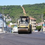 maltepede-asfalt-mesaisi-basibuyukte-suruyor.jpg