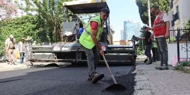 maltepede-asfaltlama-calismalari-devam-ediyor.jpg