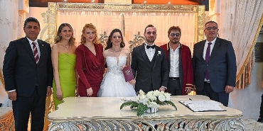 manisa-buyuksehir-belediyesinin-mutlu-gunu.jpg