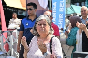 manisa-buyuksehirden-persembe-pazarinda-2-bin-kisiye-asure-ikrami.jpg